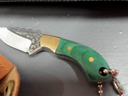 Green Wooden Handle Portable Mini Stainless Steel Embossed Knife