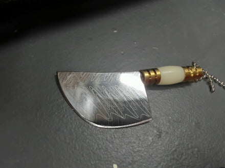 Resin White handle damasicus patterned keychain knife