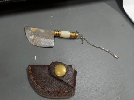 Resin White handle damasicus patterned keychain knife